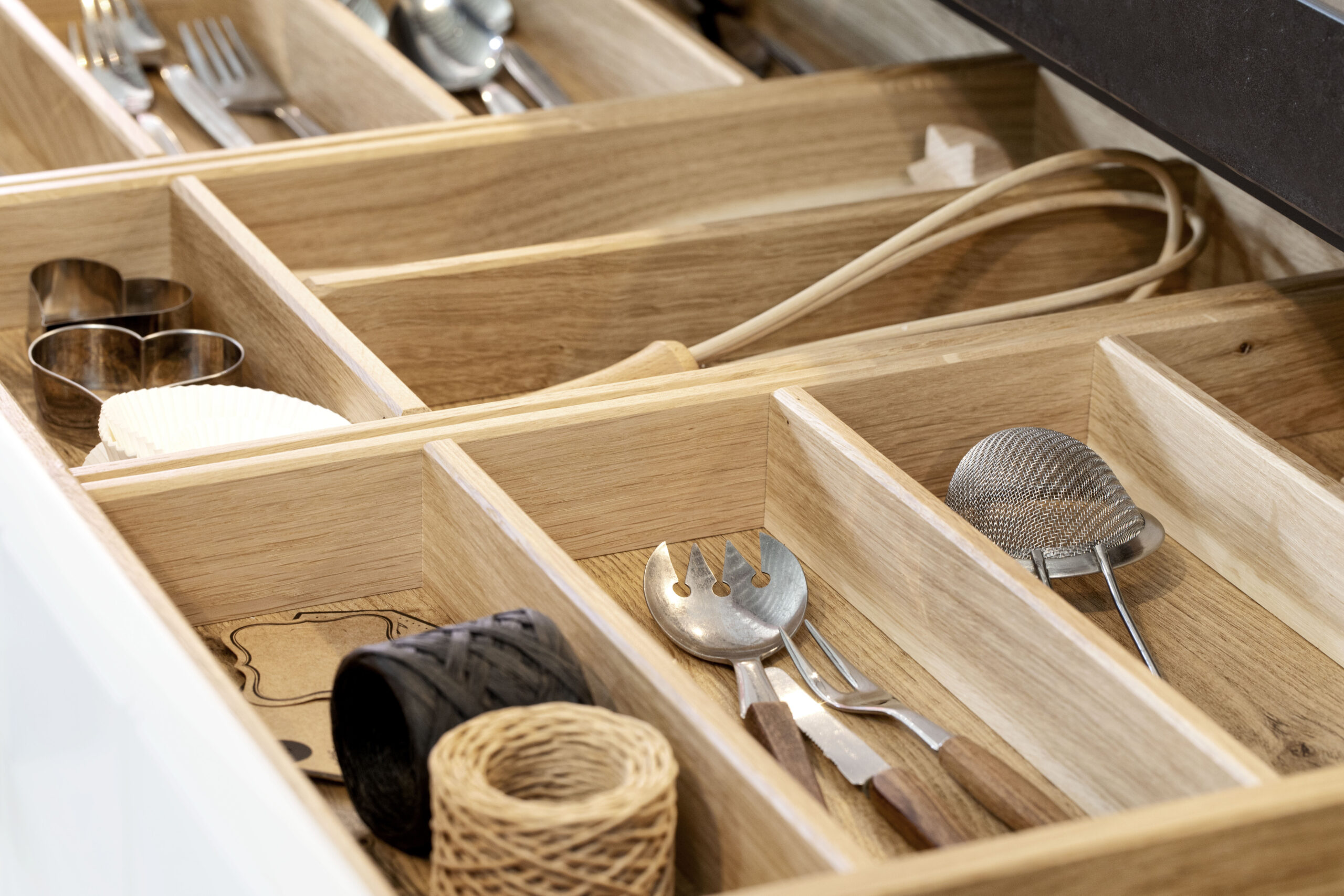 MK02_Duett-LX-DR-10-White_Memory-CL-Zero-New-Forest-Oak_D03